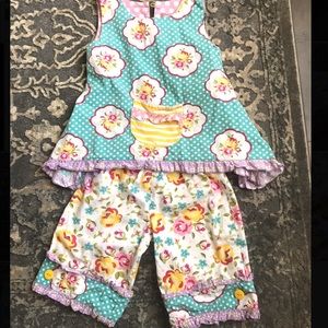 Adorable floral Jelly the Pug brand 2 piece outfit